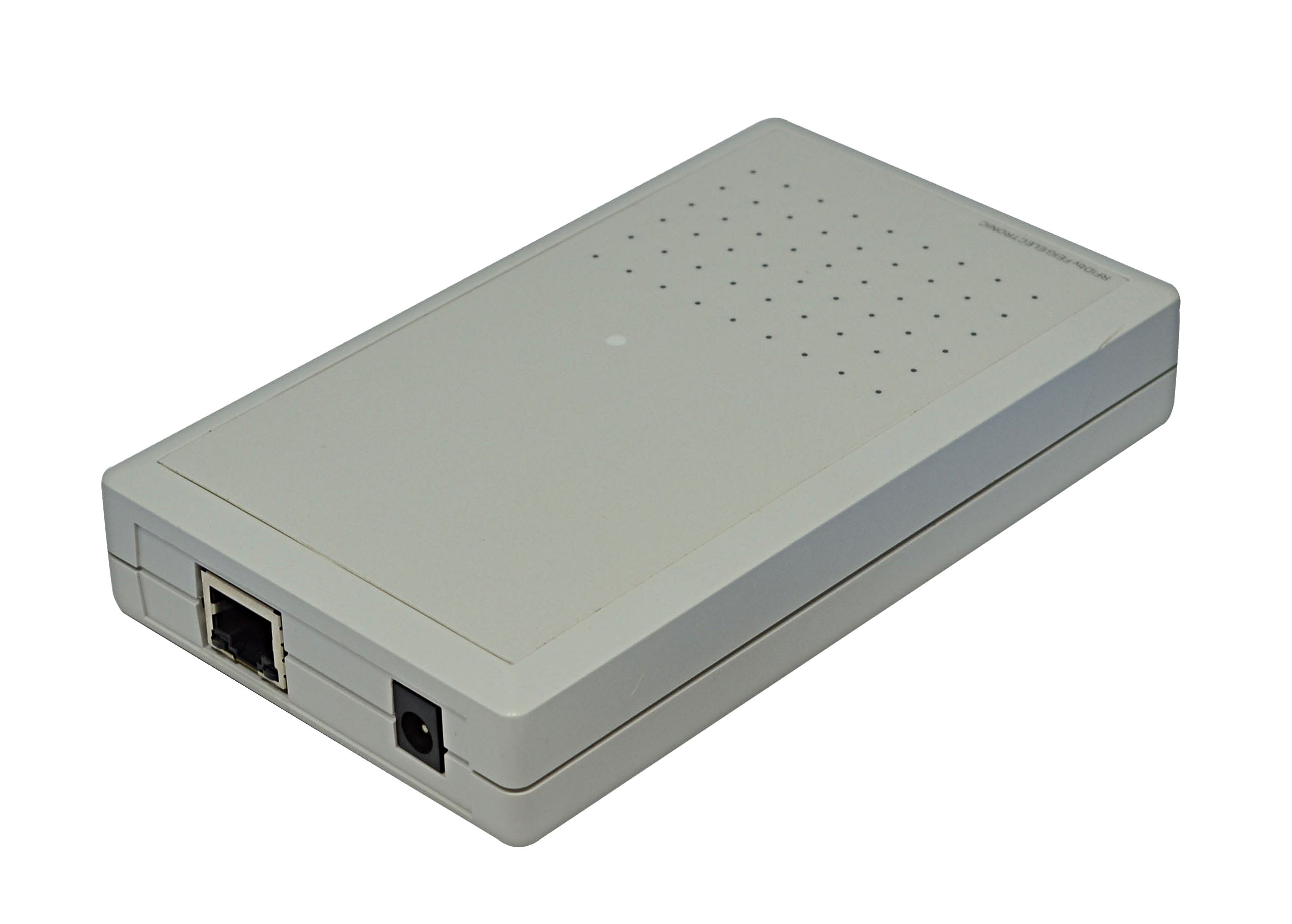 Lector HF de medio alcance con comunicaciones Ethernet.