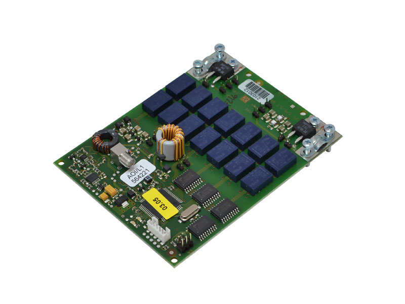 Módulo de sintonización dinámico con interruptor de apertura del circuito para el diseño de una antena HF a 13,56 MHz de 50 Ohmios